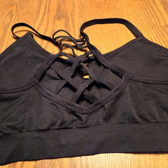 NWOT Maurices XL Bralette with removable pads - Picture 2 of 3
